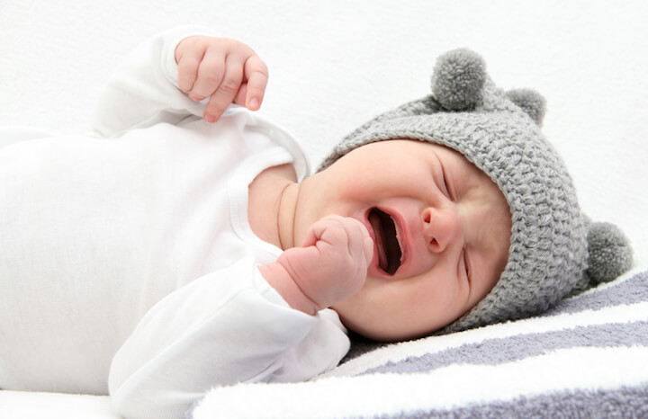 Baby schlaeft micht und weint | © panthermedia.net / nikkos